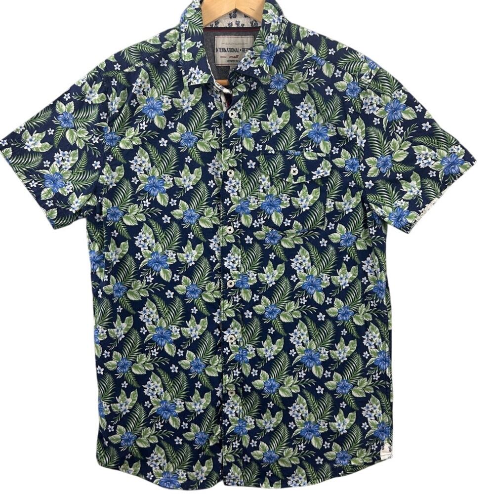 International Report Men’s Short Sleeve Button Down Shirt Navy Blue Floral Small